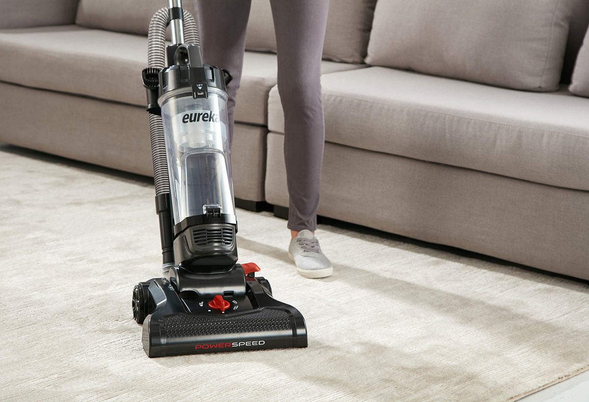 Bagless Upright Pet Vacuum Cleaner C550