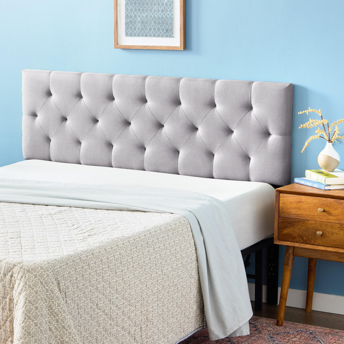 Stone Queen Size Upholstered Headboard Z5272